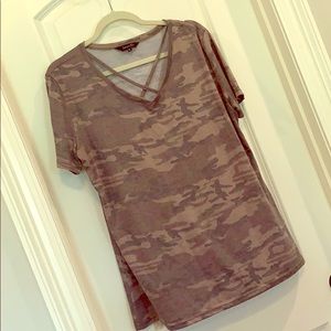 Camo Crossfrknt Top